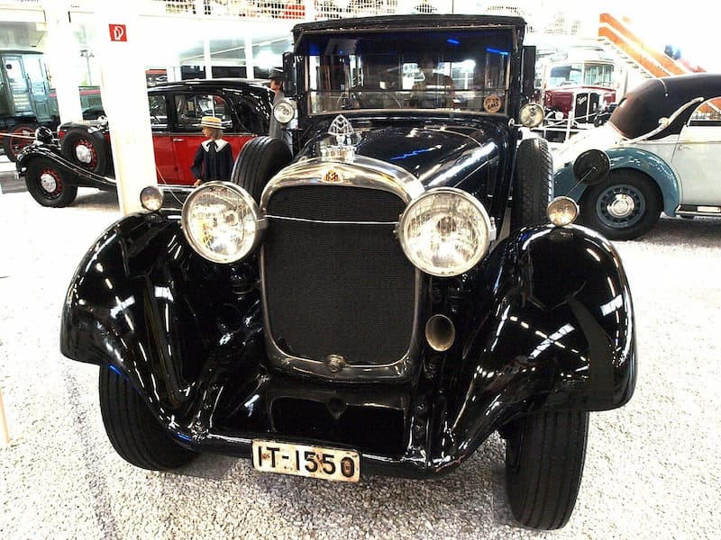 1921 年推出的邁巴赫 W3