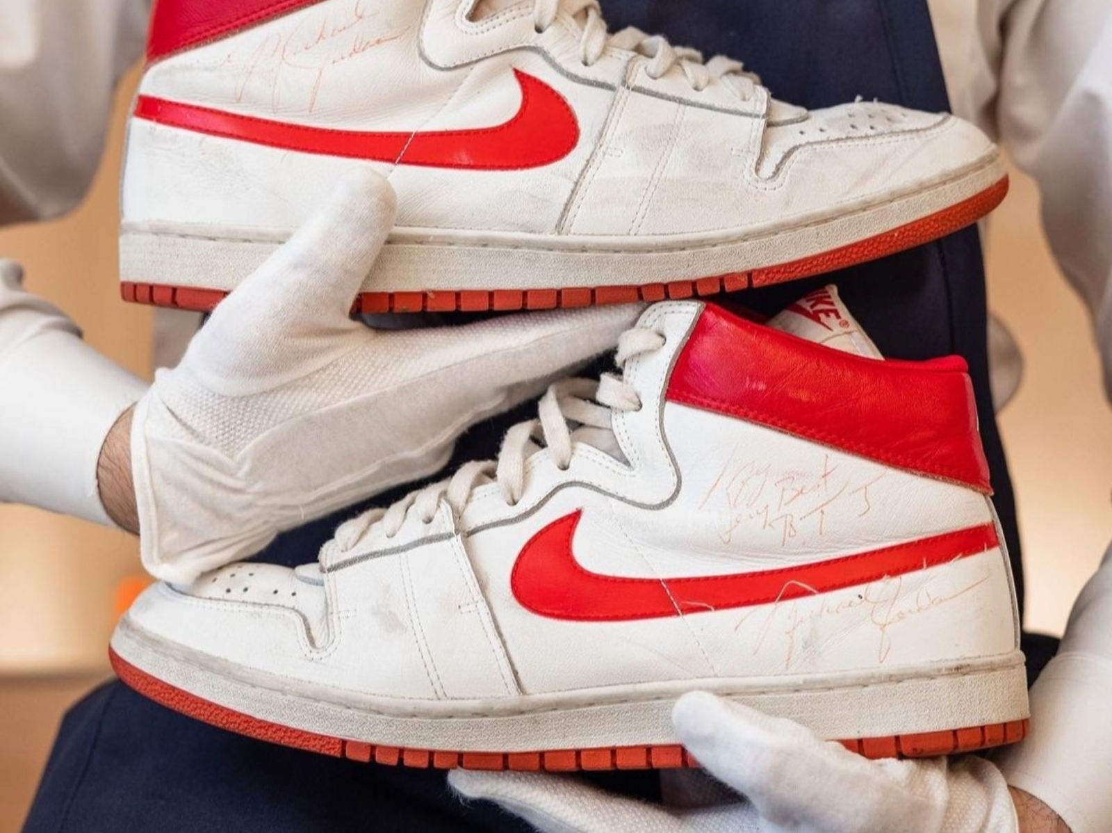 Michael Jordan 初代籃球鞋 Nike Air Ship 拍賣創新高，蘇富比專家評估將以 2700 萬成交！