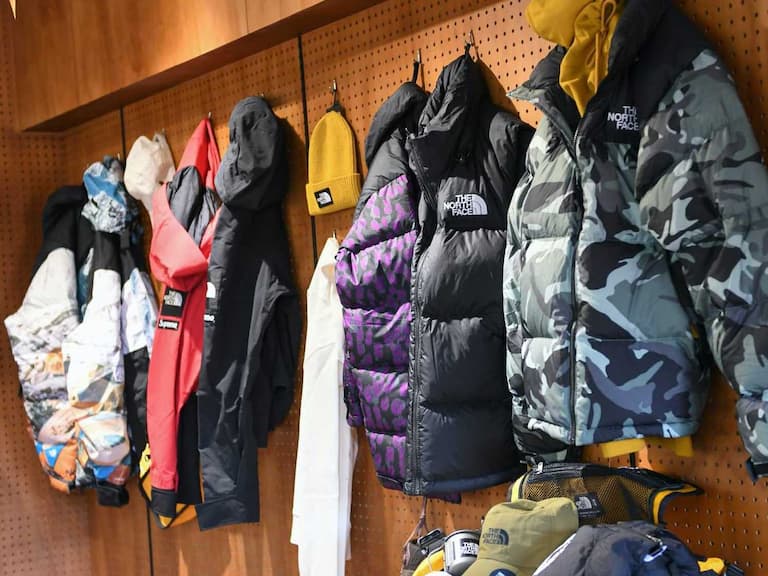 北面 The North Face 最新 ICON 系列外套釋出,找來簡嫚書等多位名人站台示範著用!