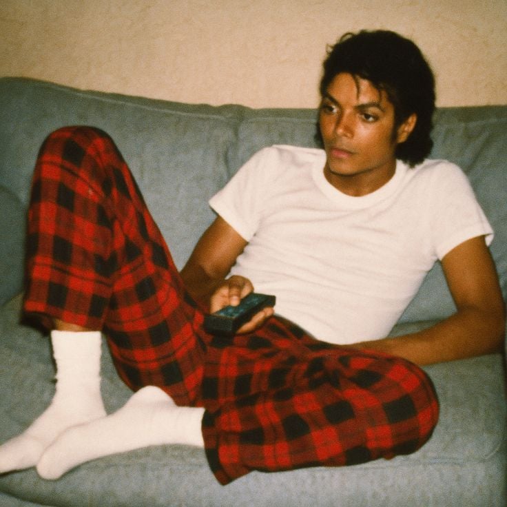 麥可傑克森 Michael Jackson 傳記電影上映！身高 175 公分、膚色變白、經典歌曲⋯回顧 MJ 10 件事！