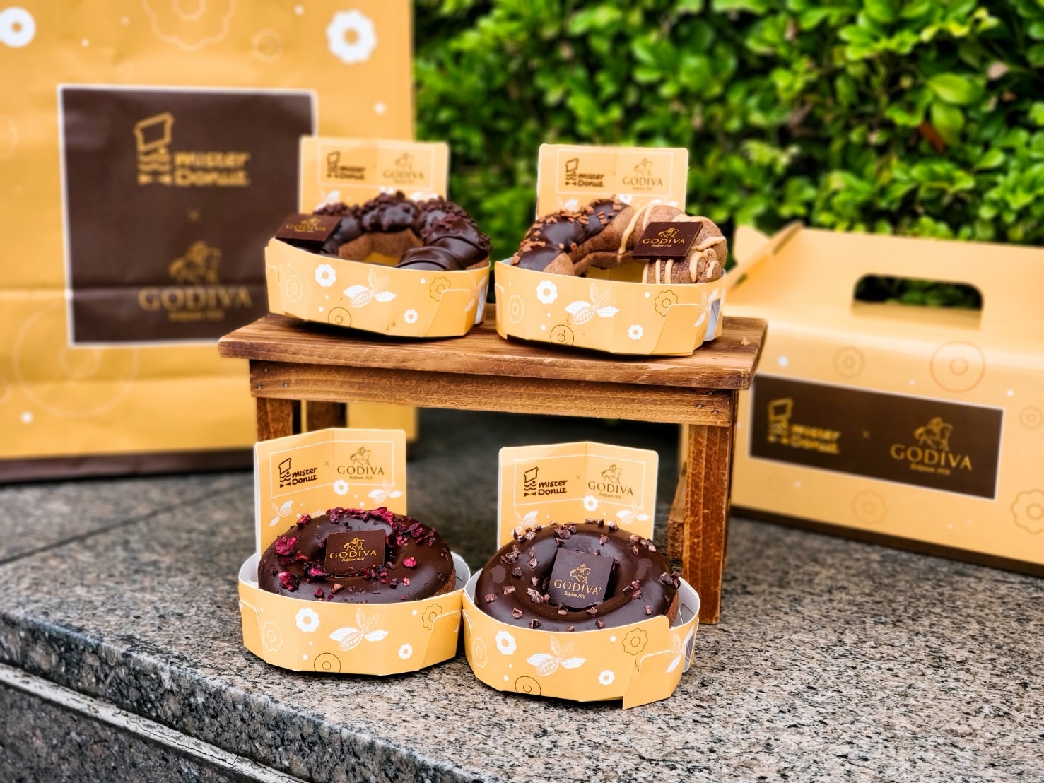 2021 秋冬巧克力推薦／7-11 巧克力大賞、Mister Donut × GODIVA 奢華巧克力甜甜圈給你成熟大人味！