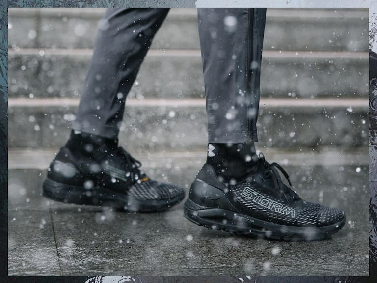 天氣不是逃避運動的藉口!UA HOVR 系列全新「 防潑水跑鞋 」是你風雨無阻的雨天神隊友!