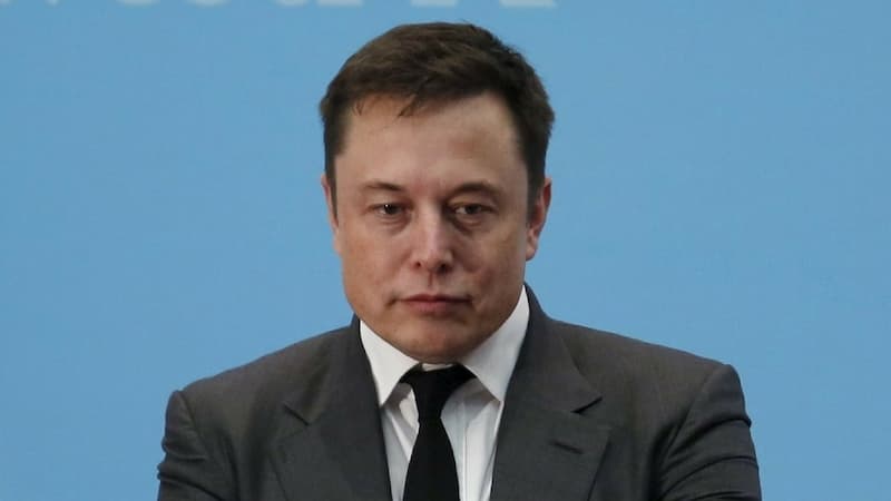 特斯拉執行長馬斯克（Elon Musk）已賣掉手中452.4 萬股，套現 51 億美元（ 1417 億台幣）