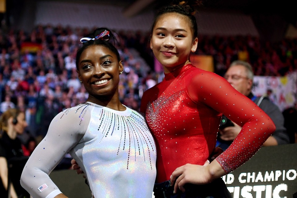 美國體操女王 Simone Biles 與 Sunisa Lee