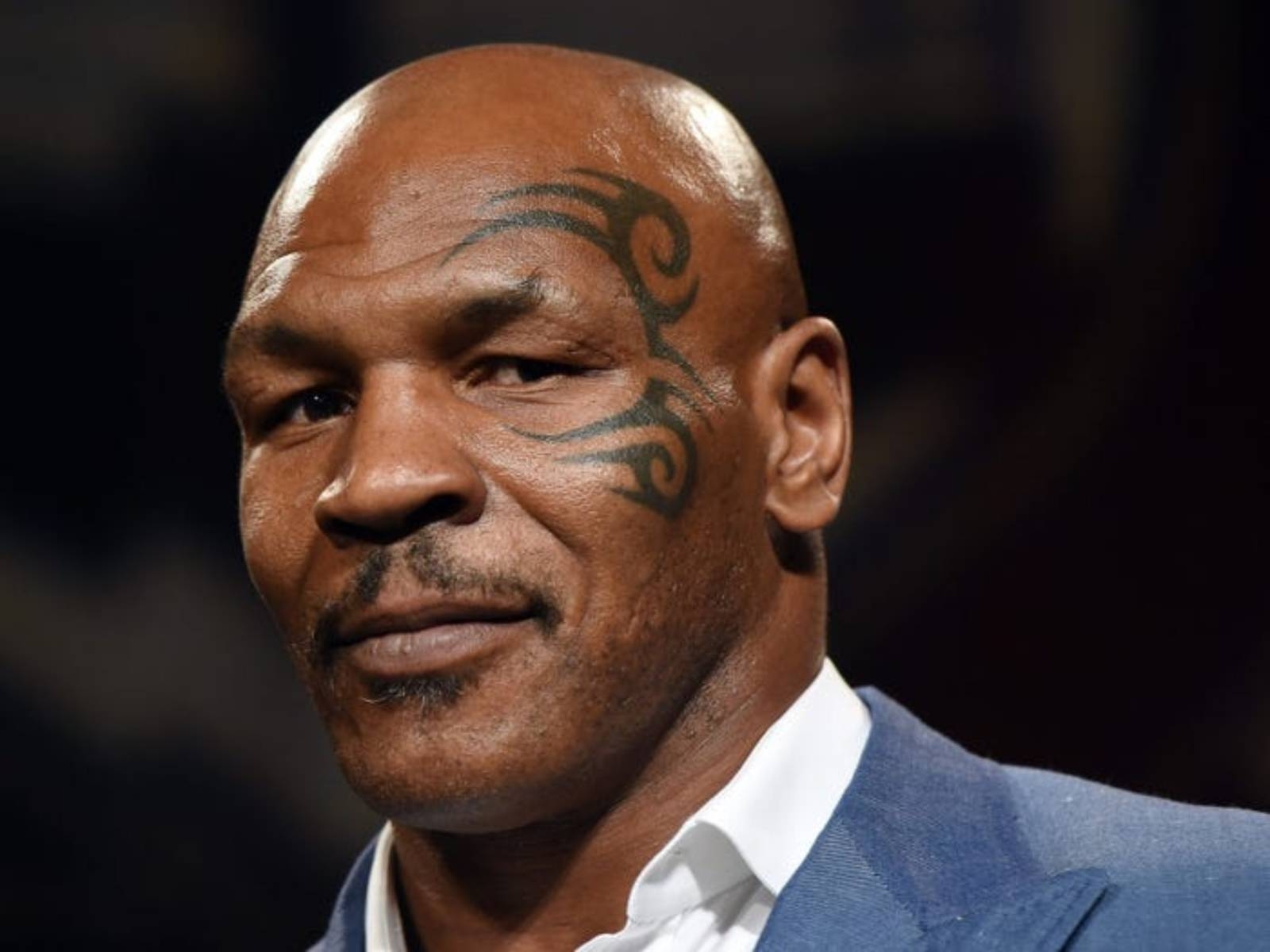 拳王泰森 Mike Tyson  自曝吸食「蟾蜍毒液」差點猝死，卻幫助減重 45 公斤、改善和家人關係！