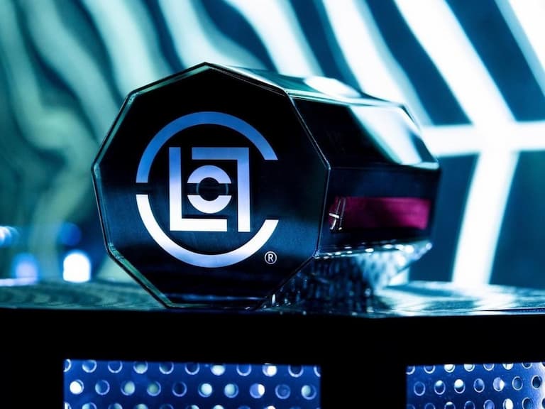 陳冠希 CLOT x G-SHOCK 第三度聯名手錶開賣日期公佈，還附上 8 條錶帶任你更換！