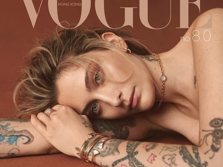 麥可傑克森愛女 Paris Jackson 不羈美貌登封面！3 大絕美妝容關鍵一拳公開～