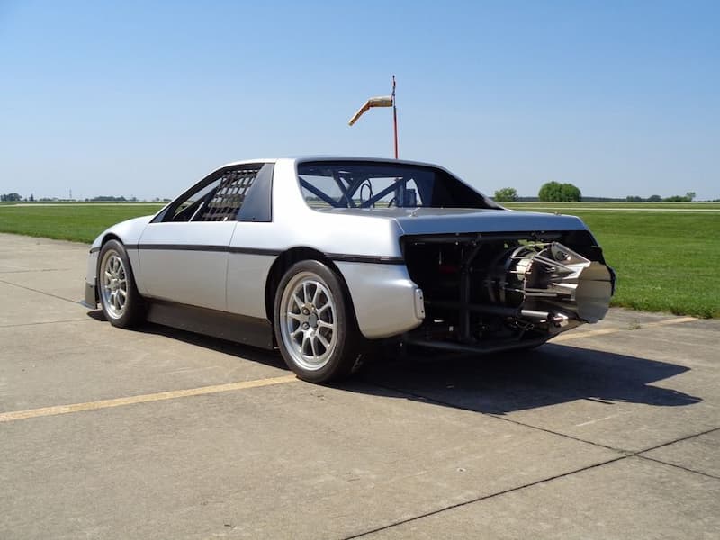 Pontiac Fiero 車身上加裝噴氣系統