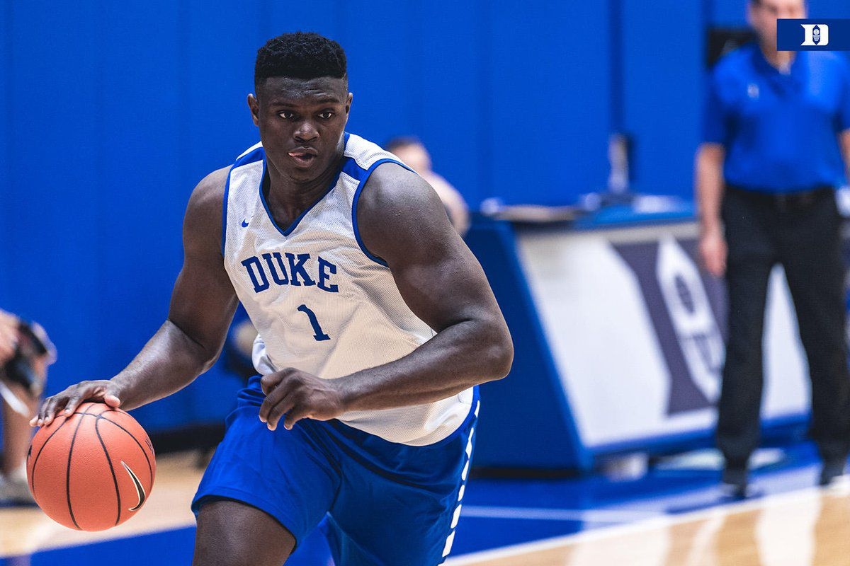 Zion Williamson 在杜克大學時期體重超過 280 磅（127 公斤）