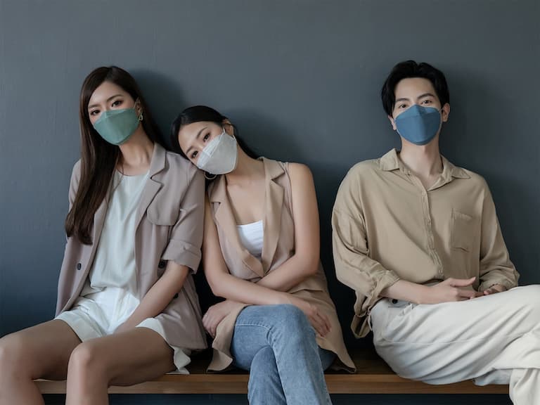 韓國明星同款時尚單品！幸福物語 4D 立體口罩莫蘭迪色、聖誕節系列秋冬超應景！