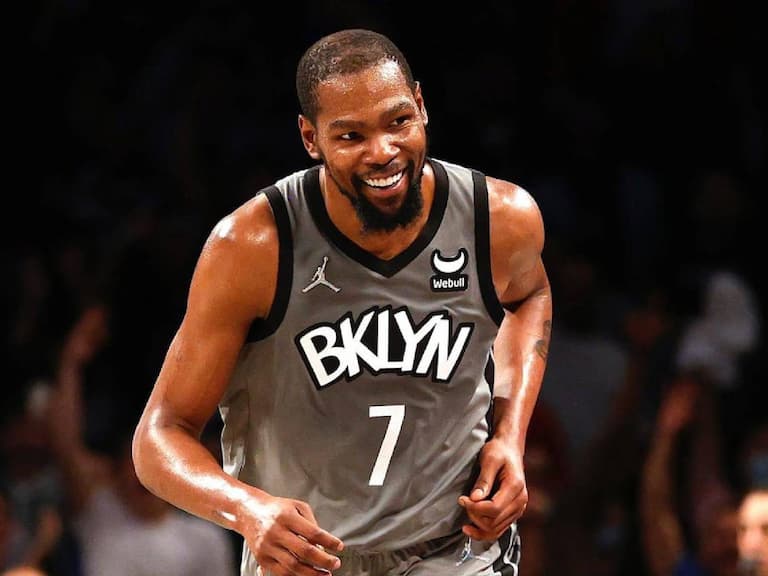 NBA／Kevin Durant 轟 51 分創本季球員最高得分，打贏活塞狀元後引網友評「最佳球員」討論～