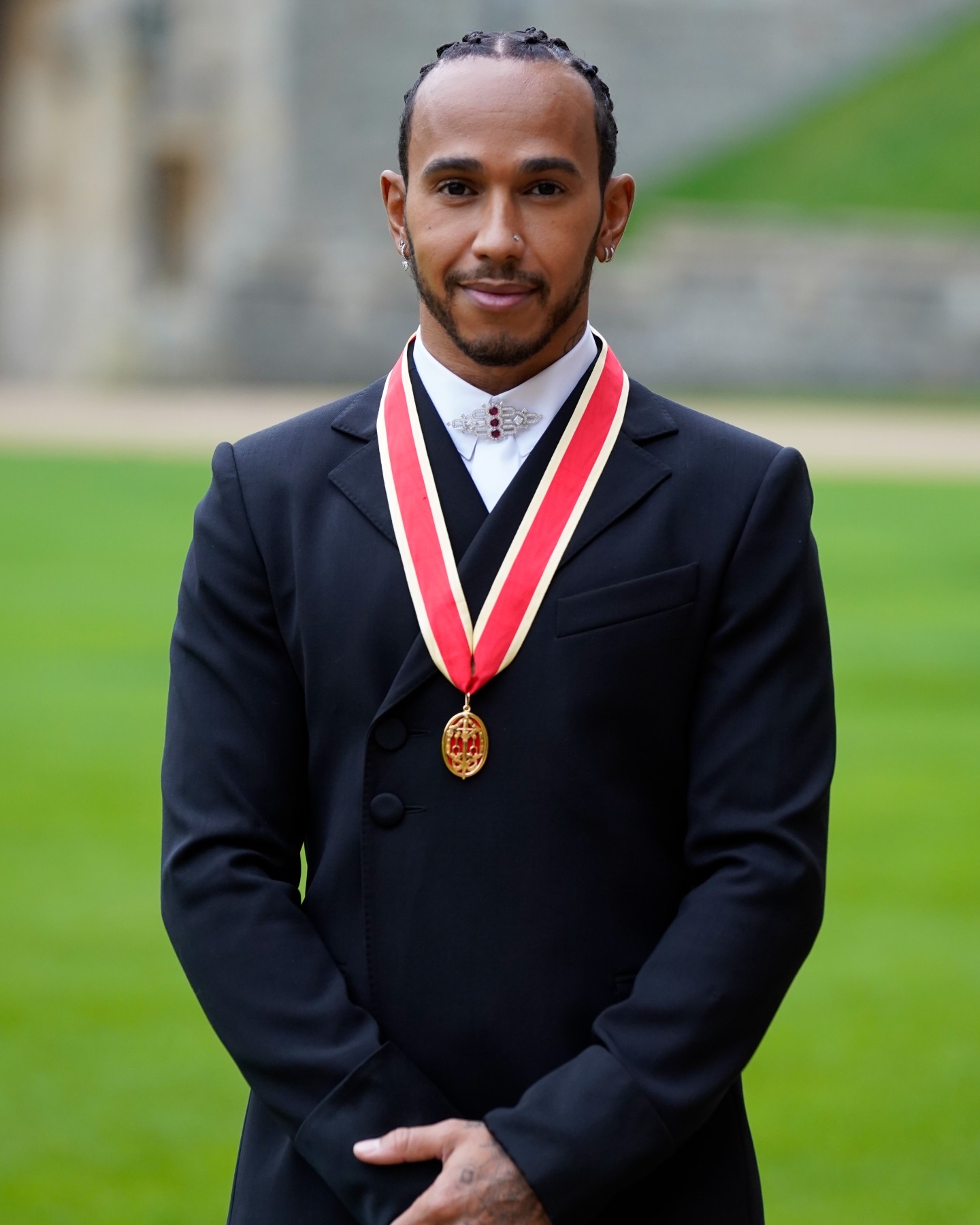 Lewis Hamilton 受封爵士