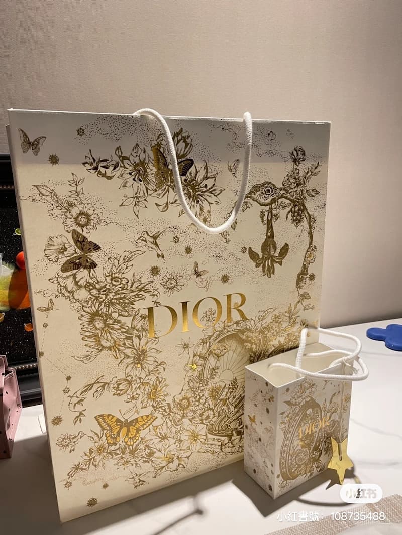 雑誌で紹介された PANACHE 其他- Dior 紙袋 文房具・事務用品