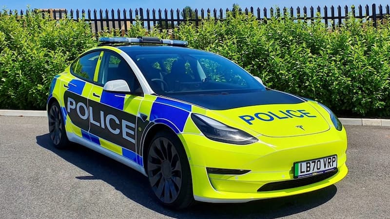 Model 3 也在英國被作為警車使用