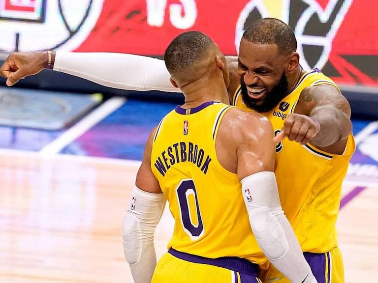 NBA／LeBron James 成最年輕 36000 分先生創歷史，還與忍者龜同場「大三元」擊敗火箭！