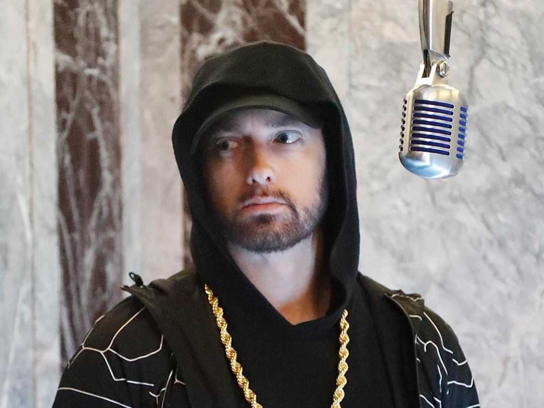 阿姆 Eminem 狂灑 45 萬美元購入 NFT 無聊猿！各位還不跟上財富自由密碼嗎？