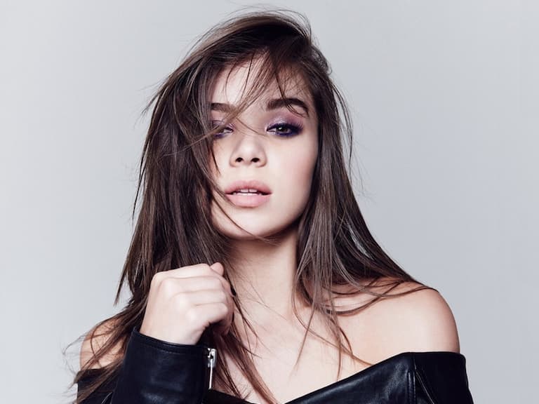 漫威超英女鷹眼、14 歲入圍奧斯卡⋯關於海莉史坦菲德 Hailee Steinfeld 的 8 件演員小事！