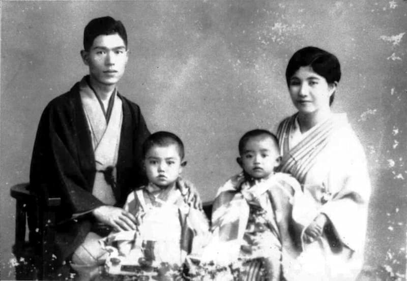 網掀 美輪明宏桌布之亂 日本傳奇歌手大解密 華燈 寶寶原型是他 日本第一代同性戀 Juksy 街星