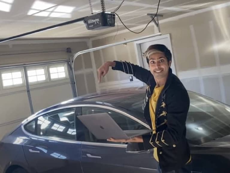 網紅工程師 Siraj Raval 將特斯拉電動車變比特幣「挖礦機」，一個月最高收入 2 萬遭質疑！