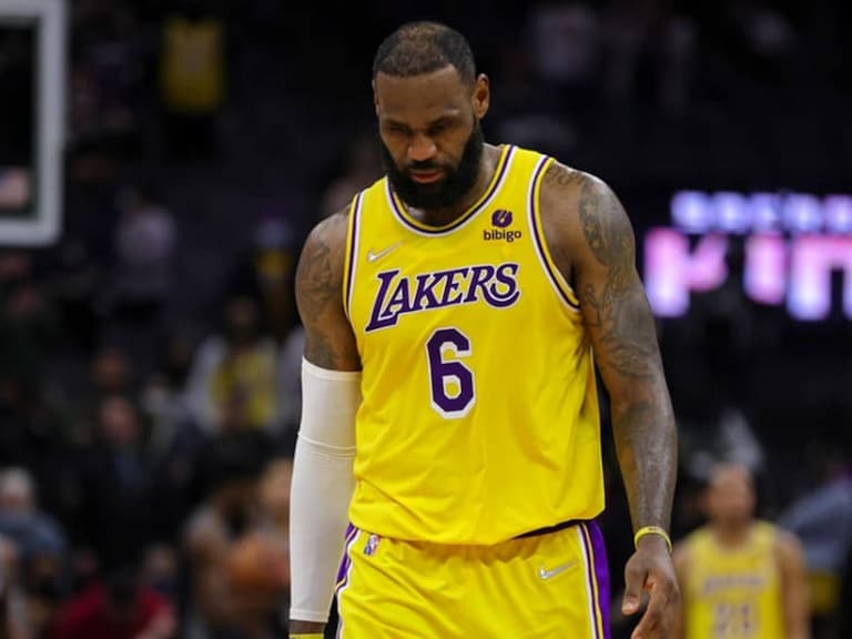 NBA/「詹皇」LeBron James 向球迷道歉!為本季湖人戰績扛責:「我保證我們會變得更好」
