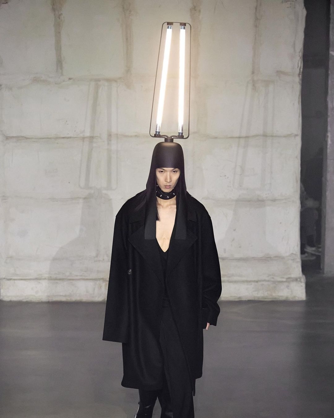 Rick Owens 2022 秋冬男裝走秀