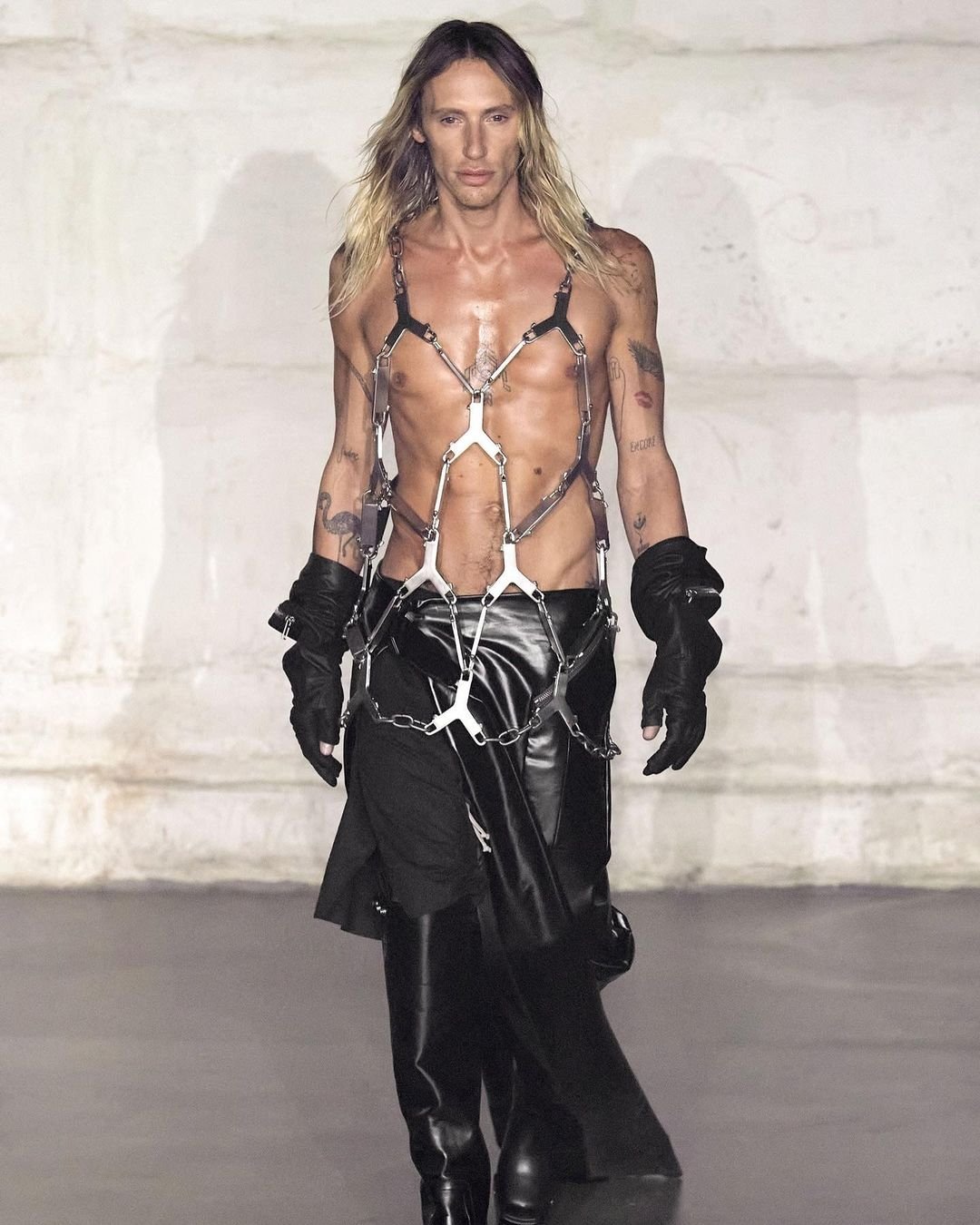 Rick Owens 2022 秋冬男裝走秀