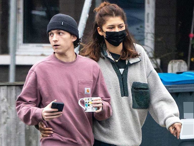 湯姆霍蘭德 Tom Holland 著用 Patta x Nike 爆款聯名鞋，在倫敦街頭與 Zendaya 高調曬恩愛！