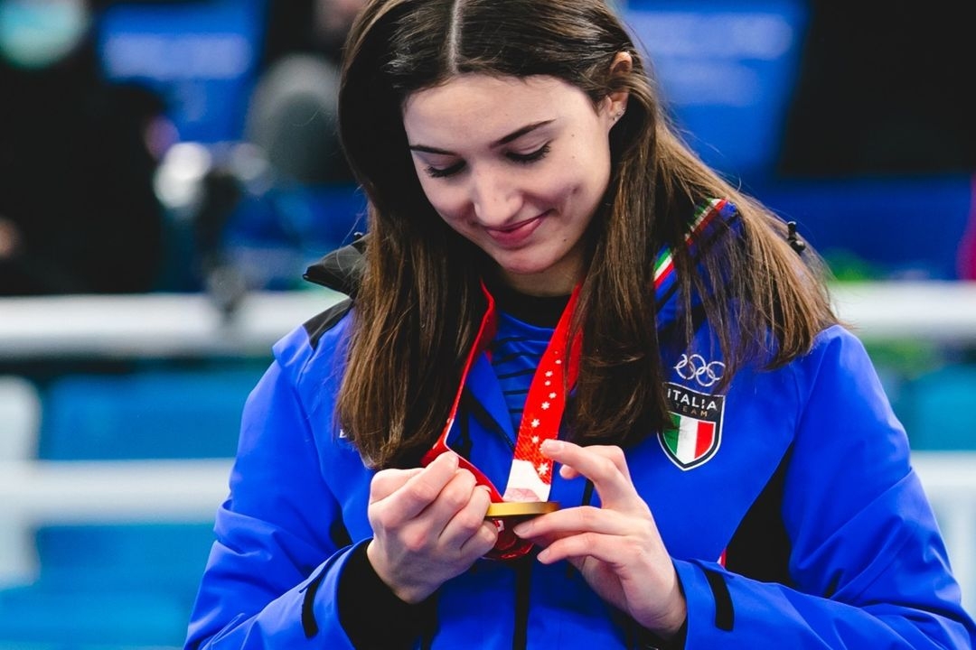 Stefania Constantini 為國家拿下史上首面冰壺金牌