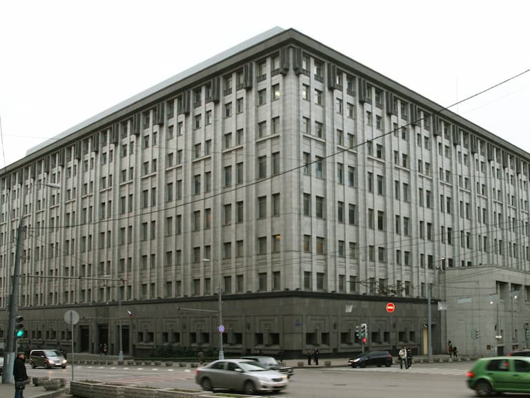 俄羅斯少年在《Minecraft》中炸毀俄羅斯聯邦安全局大樓被捕，最重遭判 9 年刑期！