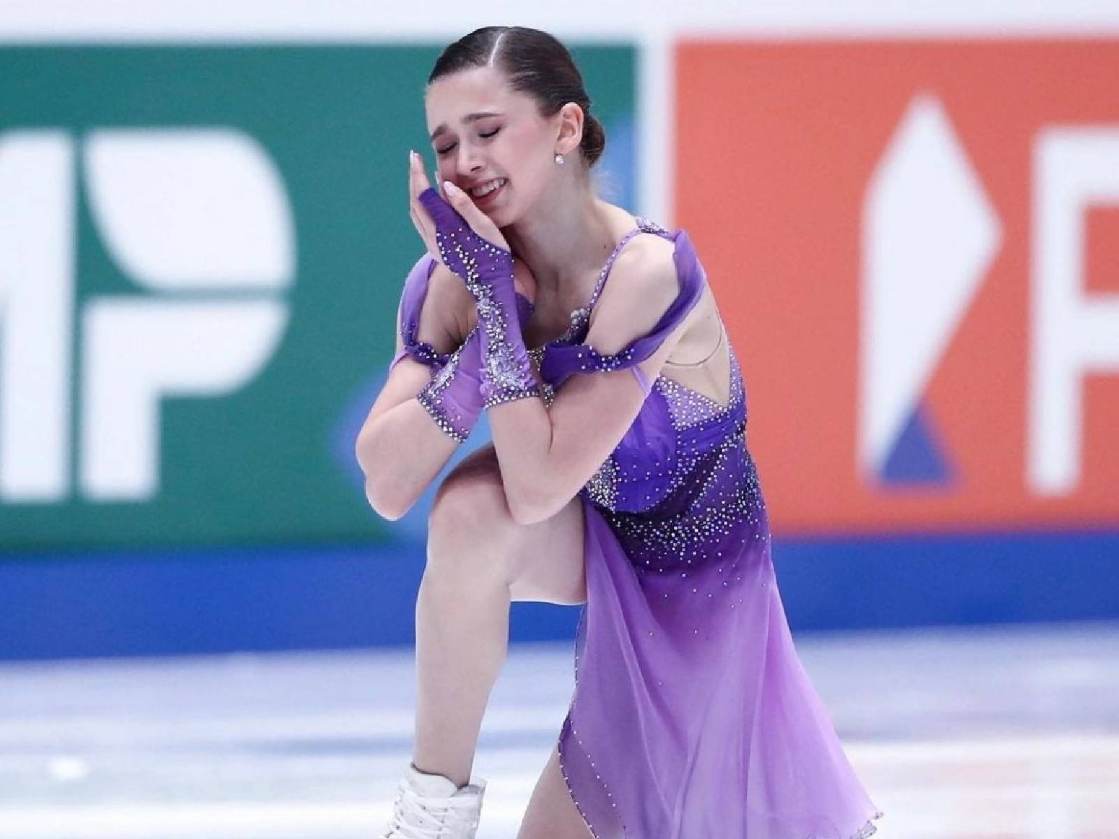 俄羅斯花滑少女 Kamila Valieva 出賽遭美國眾名將砲轟，滑冰帥哥怒稱：「對運動員打了一記耳光」！