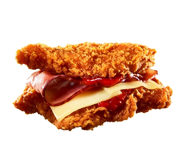 日本連鎖速食店儂特利 Lotteria 推出「只有肉的香辣炸雞三明治」高蛋白菜單，炸雞夾培根超邪惡！