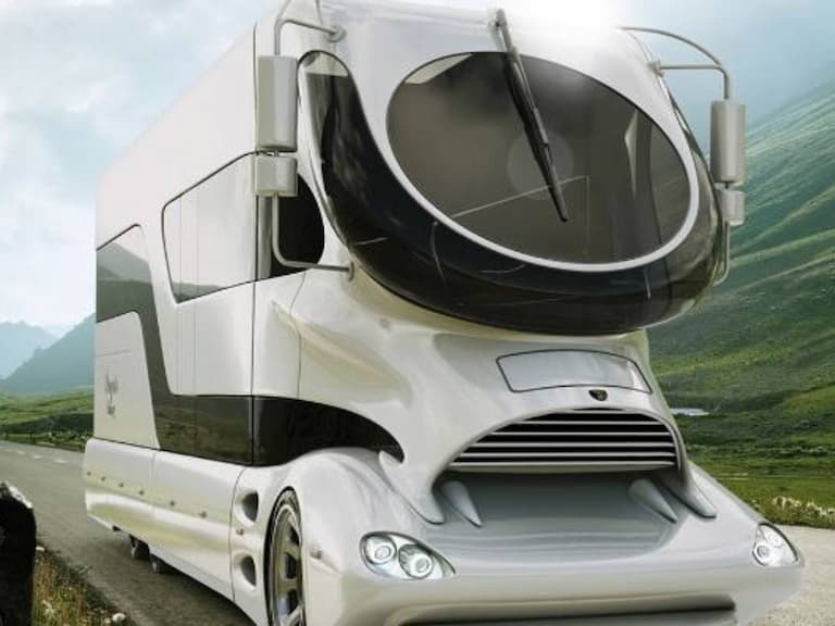 奧地利品牌 Marchi Mobile 推出高級露營車，車頂能開小派對、要價 8,300 萬！