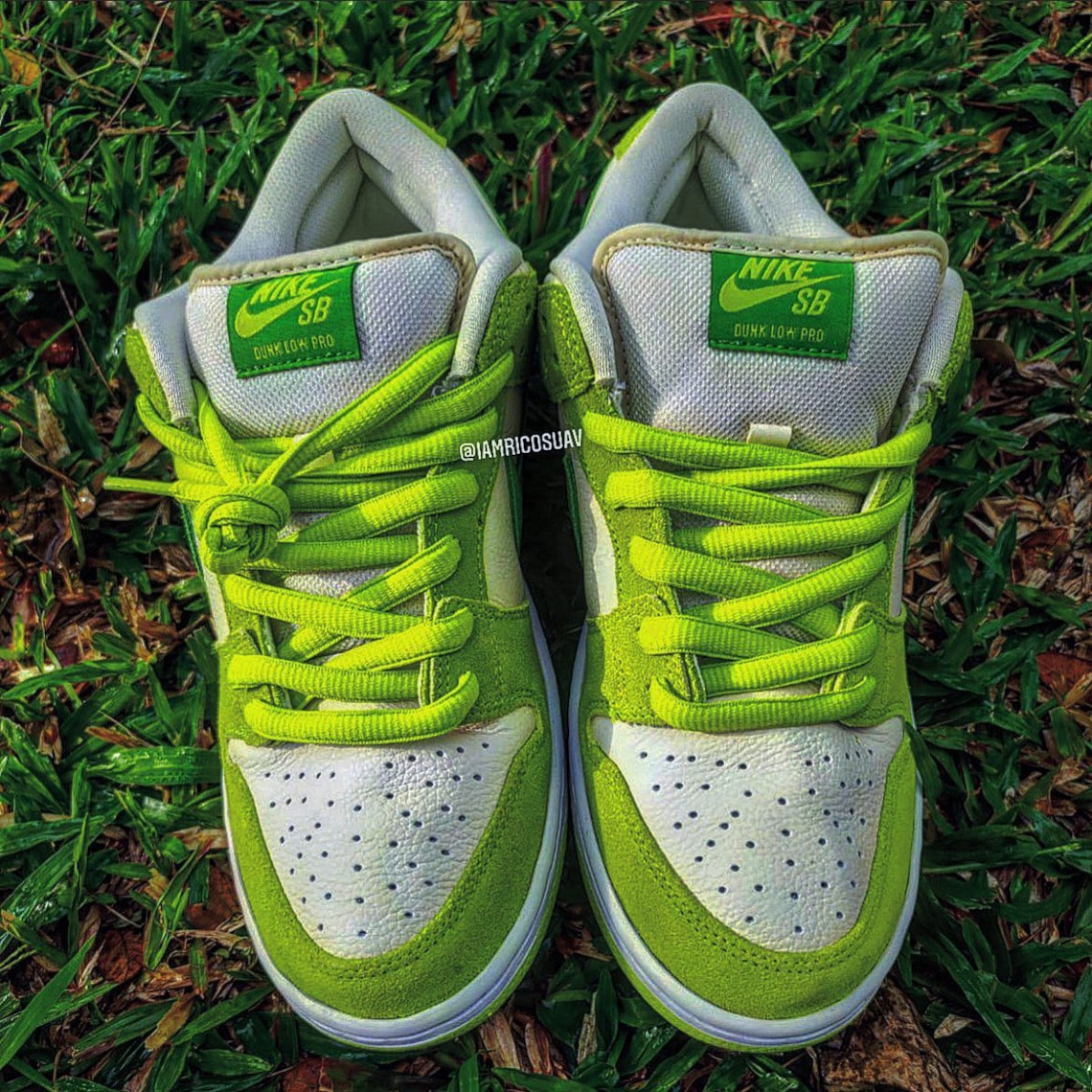 Nike SB Dunk Low Green Apple