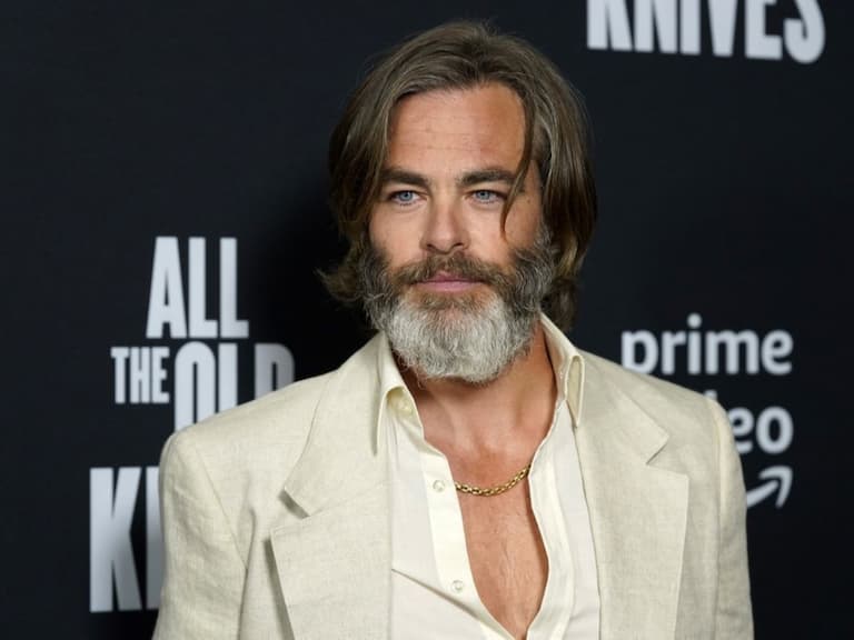 《神力女超人》克里斯潘恩 Chris Pine 白鬍造型出席首映！留鬍真正原因曝光！