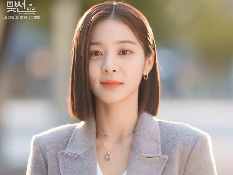 《社內相親》薛仁雅 설인아 「千金短髮」美煞全網！剪之前先看這 2 點你有沒有？
