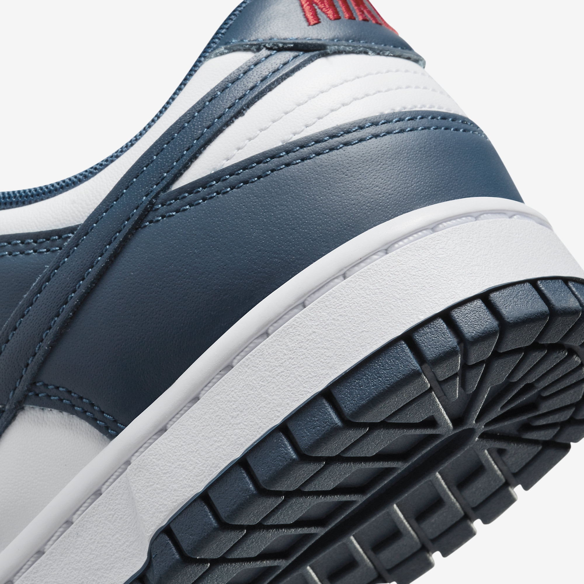 Nike Dunk Low「USA」