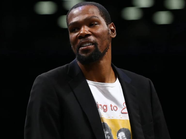 Kevin Durant 回歸社群 Twitter 回覆網友各種提問,霸氣宣言:「我不會刪掉帳號」