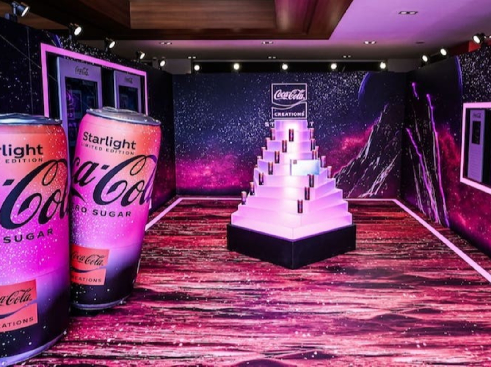 Coca-Cola 可口可樂太空風味「星河漫步 Starlight」期間限定上市，快閃店同步登陸誠品生活南西！