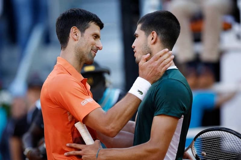 4 強賽又苦戰打贏球王 Djokovic，此前 Djokovic 接受 Tennis TV 也直言：「他是男子網壇的未來」最終 Alcaraz 也沒有令人失望！