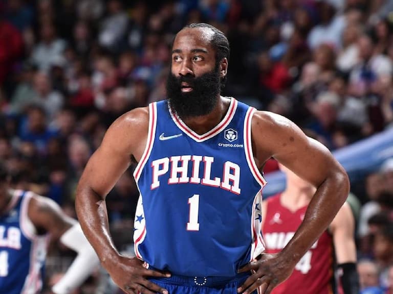 NBA／James Harden 被批故意消極比賽！Amare Stoudemire：「哈登不希望老河流當總教練」