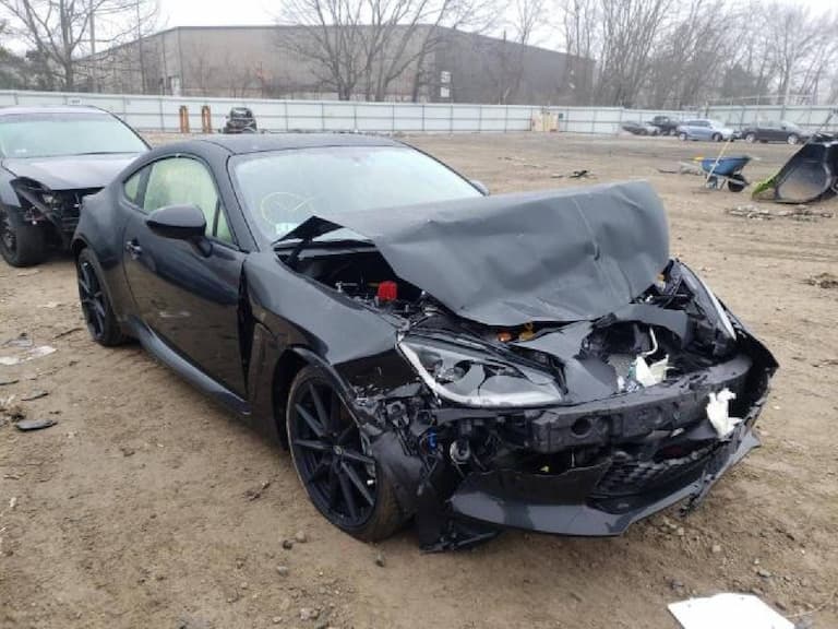 2022 Toyota GR86 撞壞也有人買，4 輛損壞車款現身美國拍賣網站、一台賣近 6000 台幣！