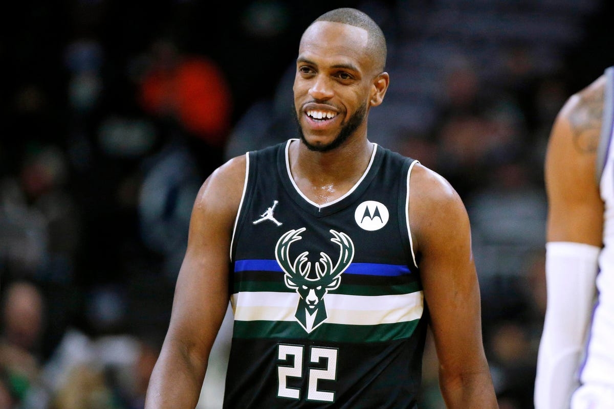 公路二哥 Khris Middleton 因傷缺陣