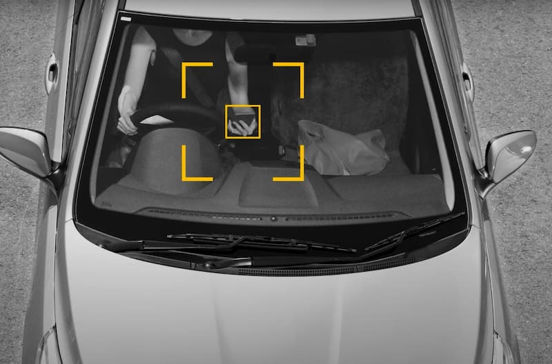 該新技術可以直視車內，如同測速照相機一樣，會拍照，並交由專業人員判斷！