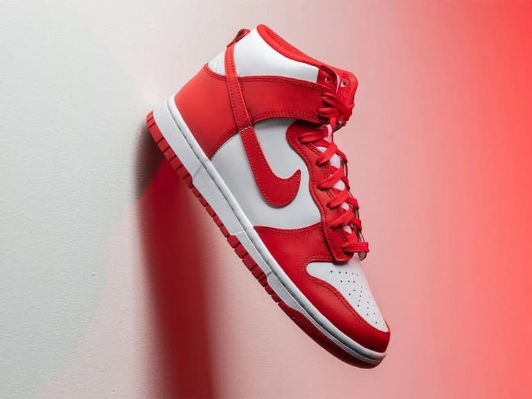 Nike Dunk High 全新配色「Championship Red」登場！超經典紅白配一秒勾起「Be True To Your School」熱血魂！