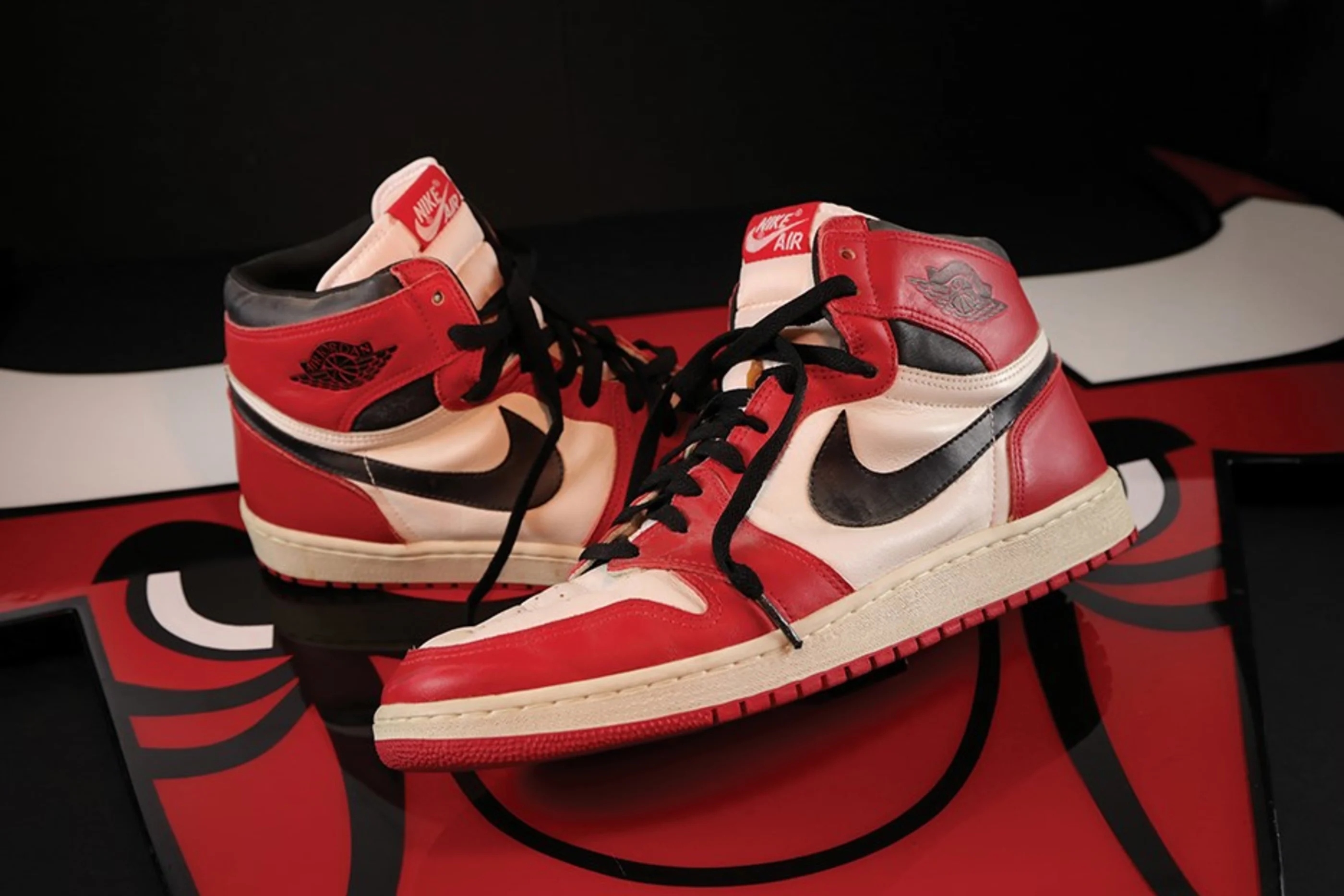 Air Jordan 1 High Chicago