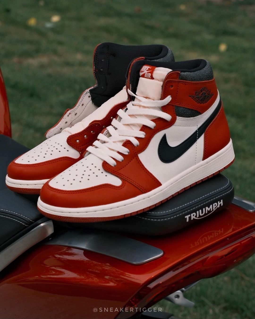 Air Jordan 1 High Chicago