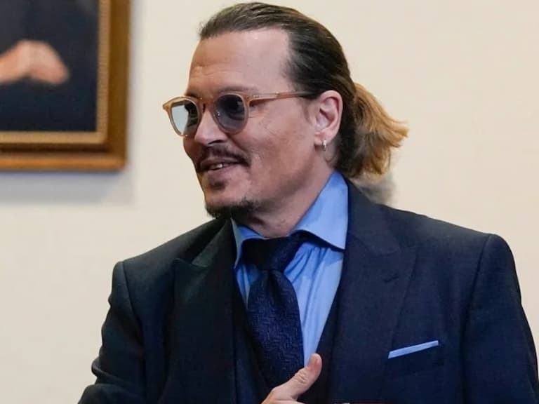 強尼戴普 Johnny Depp 開抖音!短短一天粉絲人數爆衝百萬,標籤流量更破億!