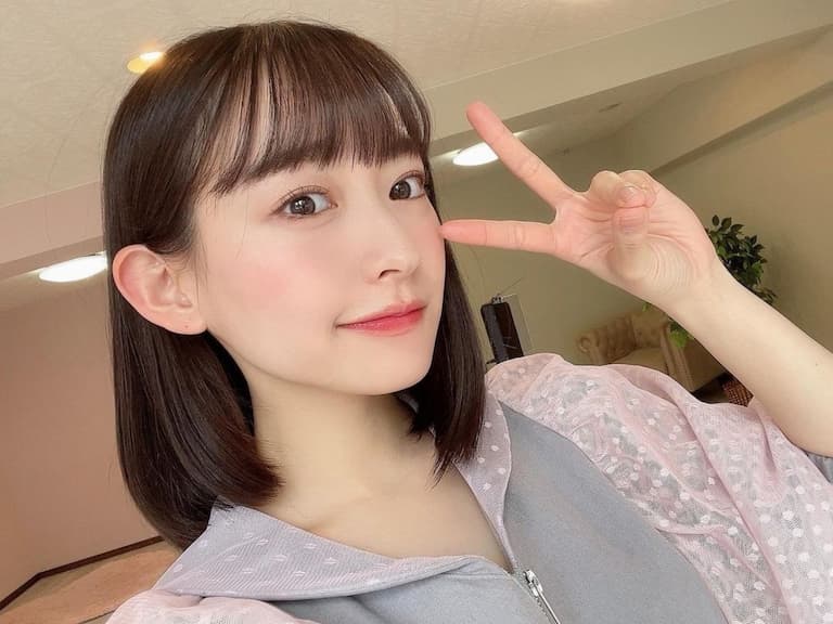 「小新垣結衣」高崎加奈美 3 大魅力解析：微笑嘴角超勾人、白皙透明系完美膚色！