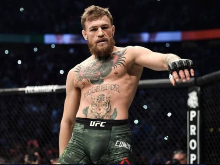 UFC 格鬥天王 Conor McGregor 遭嗆聲「想比賽會先侮辱人」, 本人回應:「我和你媽相處得很好」