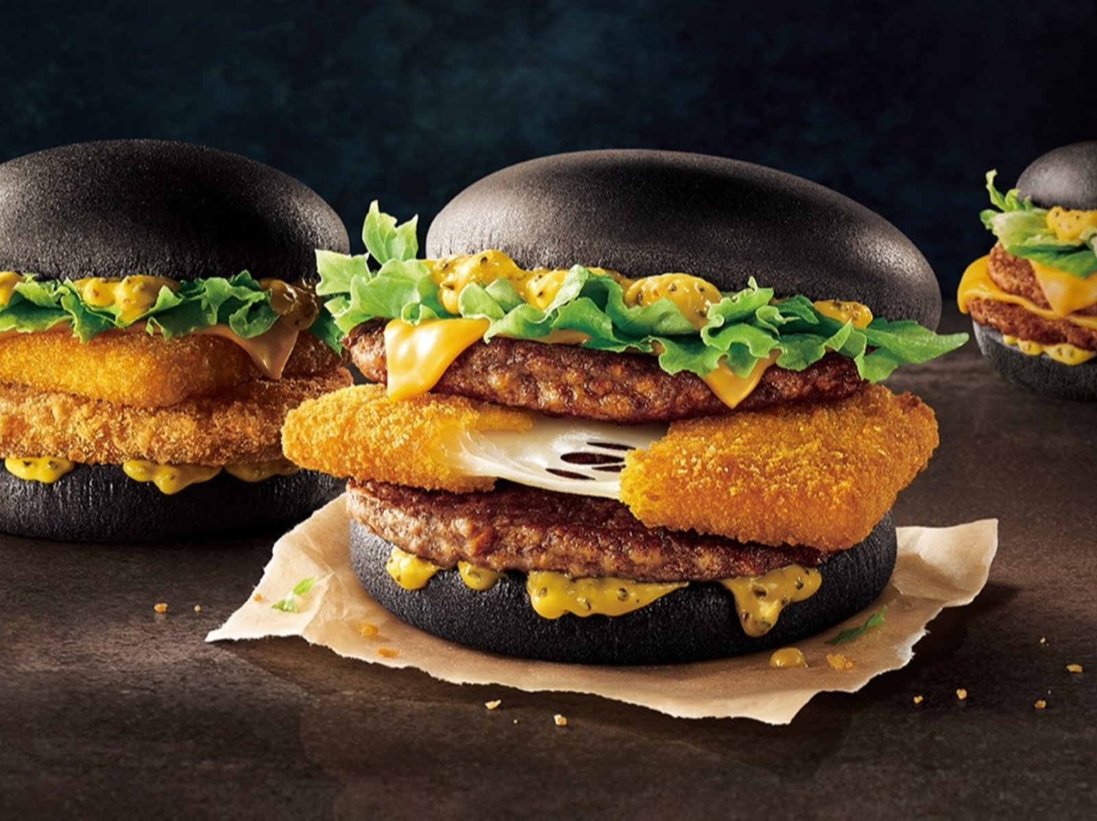 麥當勞新品「微牽絲起司排漢堡」邪惡登場，加碼抽「豬肉滿福堡加蛋」30 天免費吃！